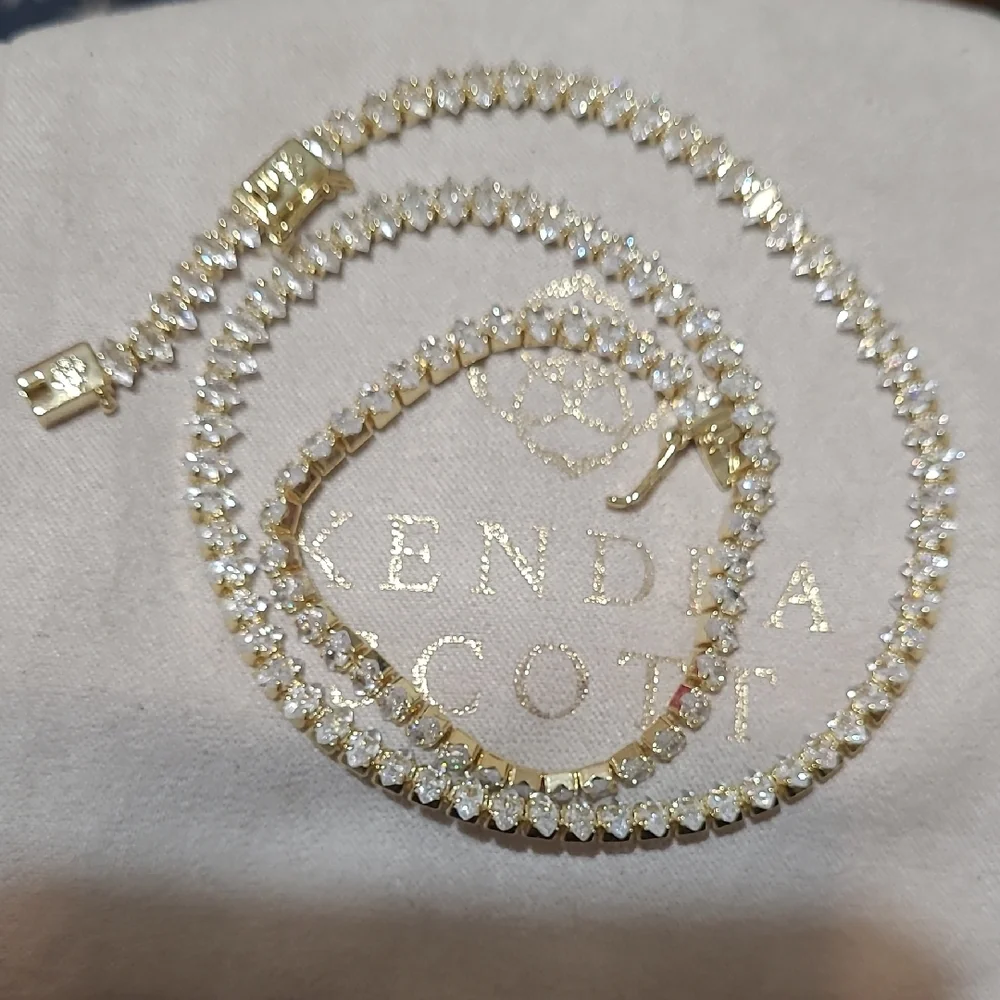 Kendra Scott Larsen Necklace With 1" Extender - Picture 5 of 8